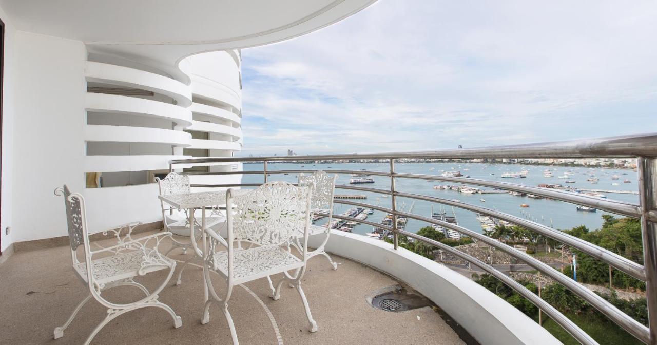 Spacious Room With Ocean & City View Pattaya Exterior foto
