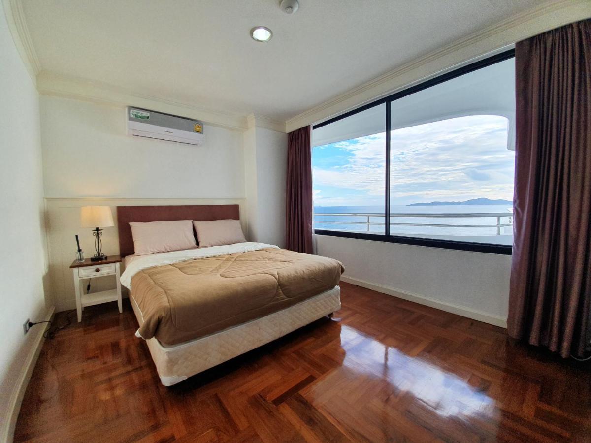 Spacious Room With Ocean & City View Pattaya Exterior foto